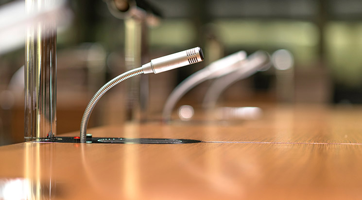 Microphone